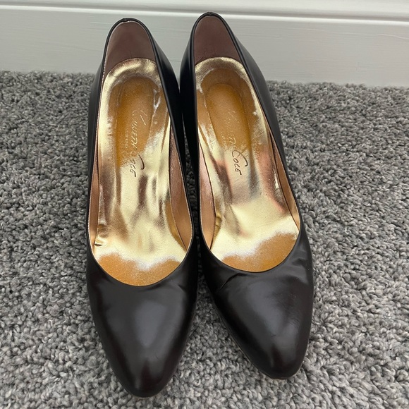 Kenneth Cole New York “Espresso” Brown Heels - Picture 5 of 5